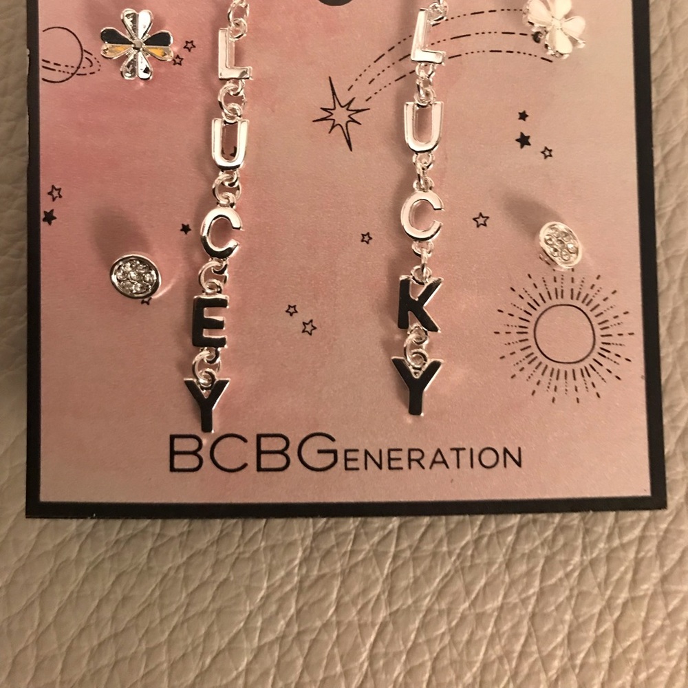 LUCKY Earrings (NEW)